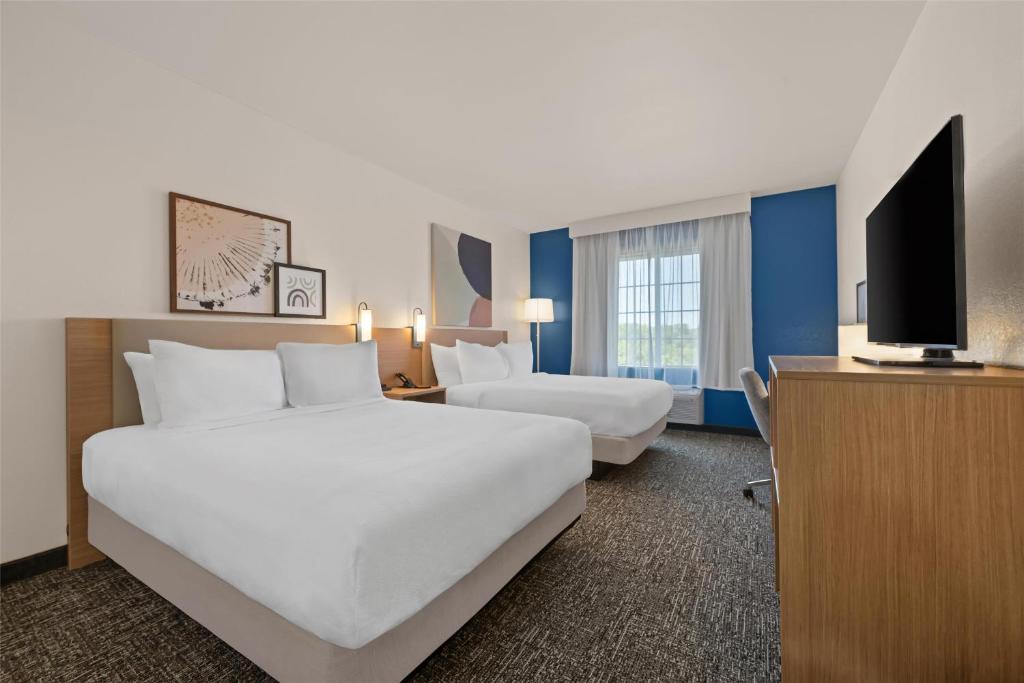 Spark by Hilton Homewood Birmingham photo
