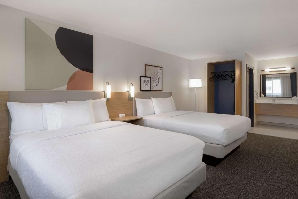 Spark By Hilton Santa Nella photo