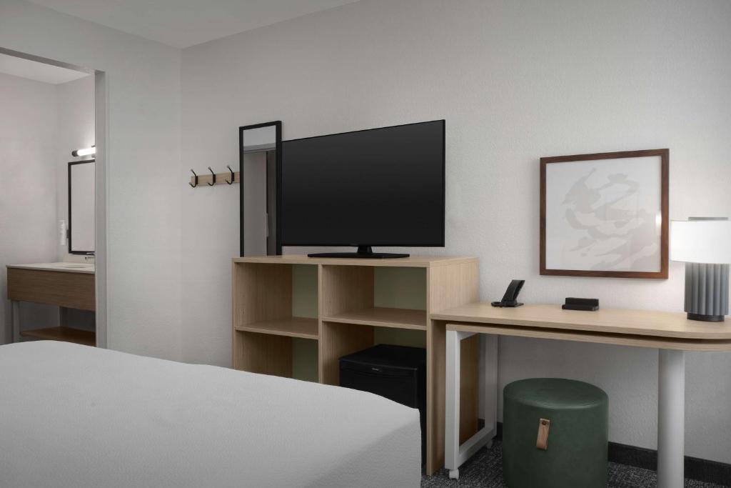 Spark by Hilton Miami Doral photo