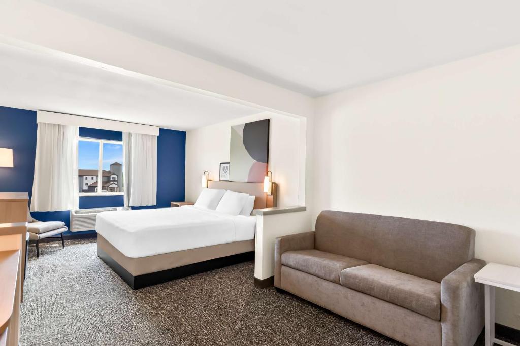 Spark by Hilton Springfield Southwest photo