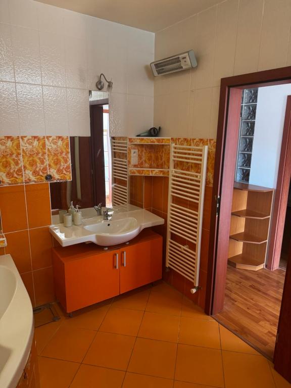 Koupelna v ubytování Výhodné ubytovanie pre rodinu alebo 4 osoby
