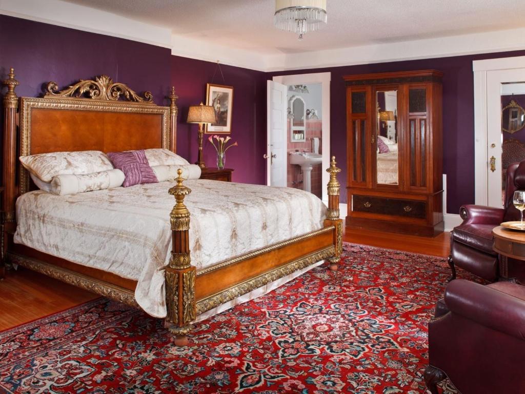 Abbeymoore Manor - 