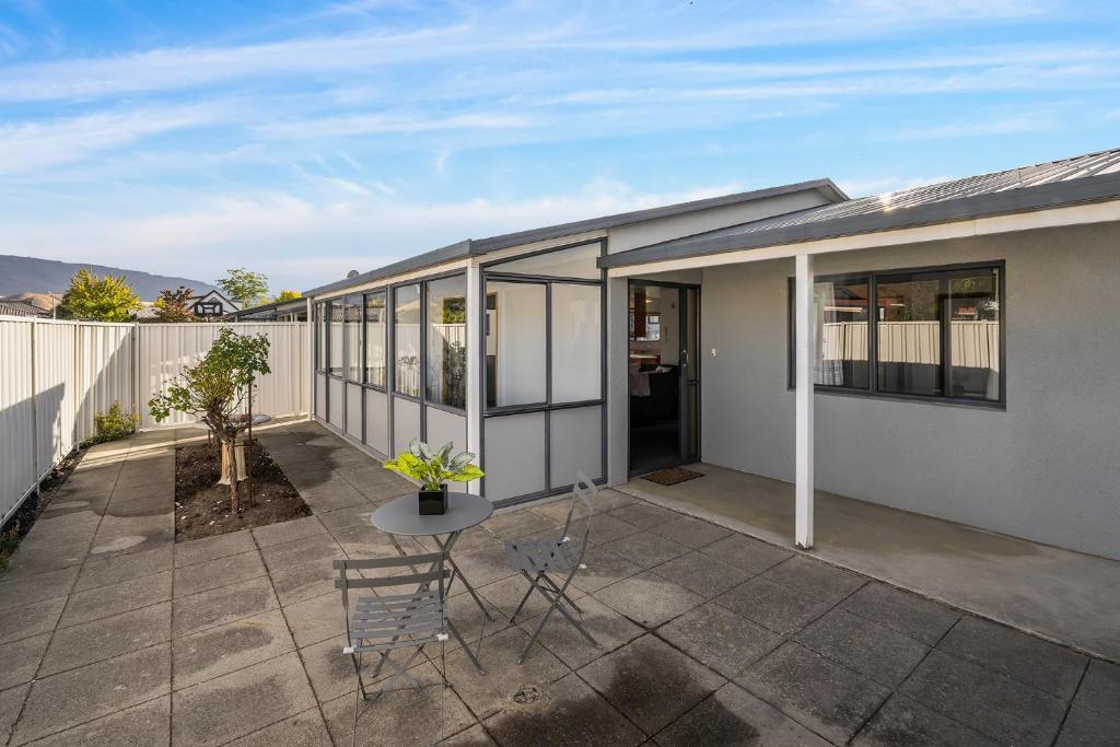 Cozy on Court - Resim 8