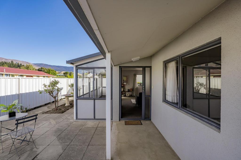 Cozy on Court - Resim 6