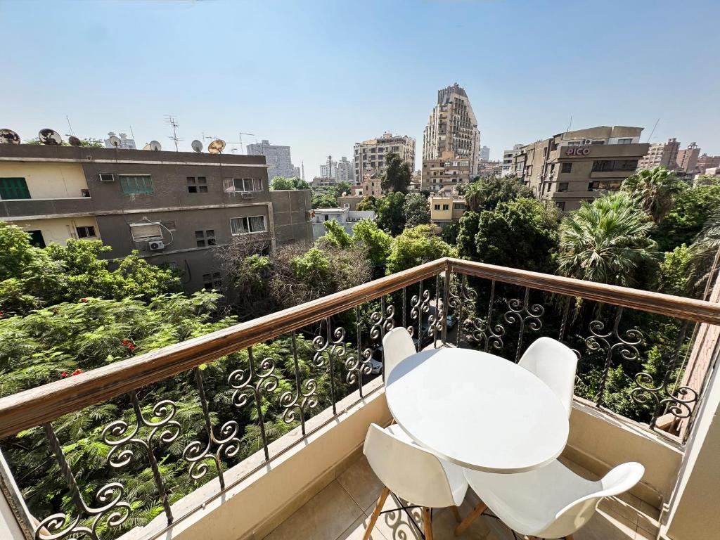 Μπαλκόνι ή βεράντα στο Modern Cozy Studio Prime Location In Maadi