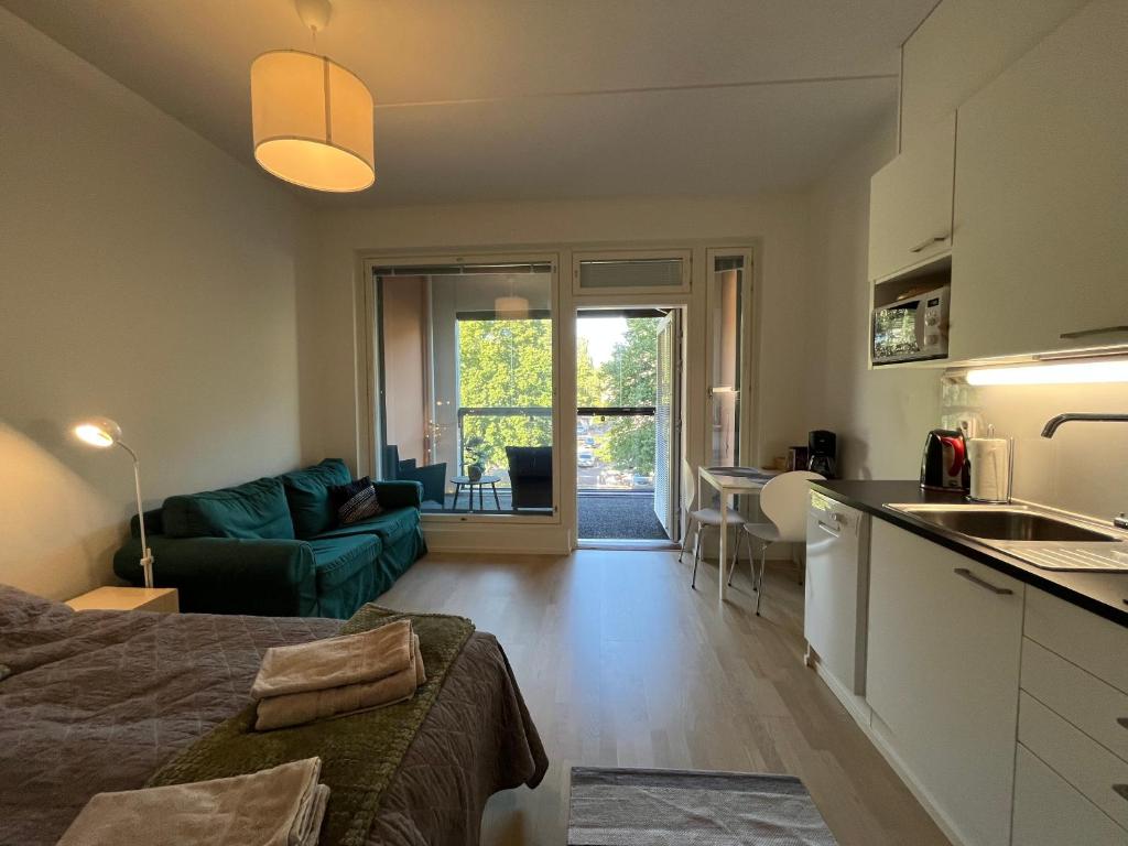 Kuchyň nebo kuchyňský kout v ubytování Peaceful stay near city & nature, Wifi, balcony