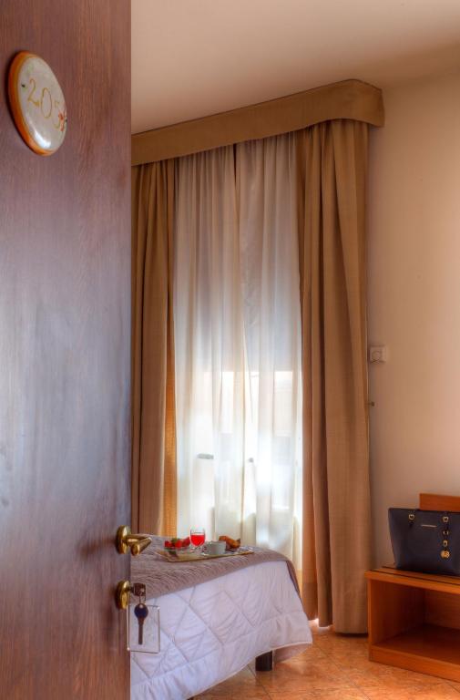 Hotel Ares Milano - Resim 45