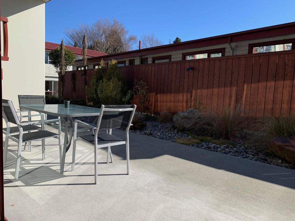 Red Tussock Motel - Resim 16