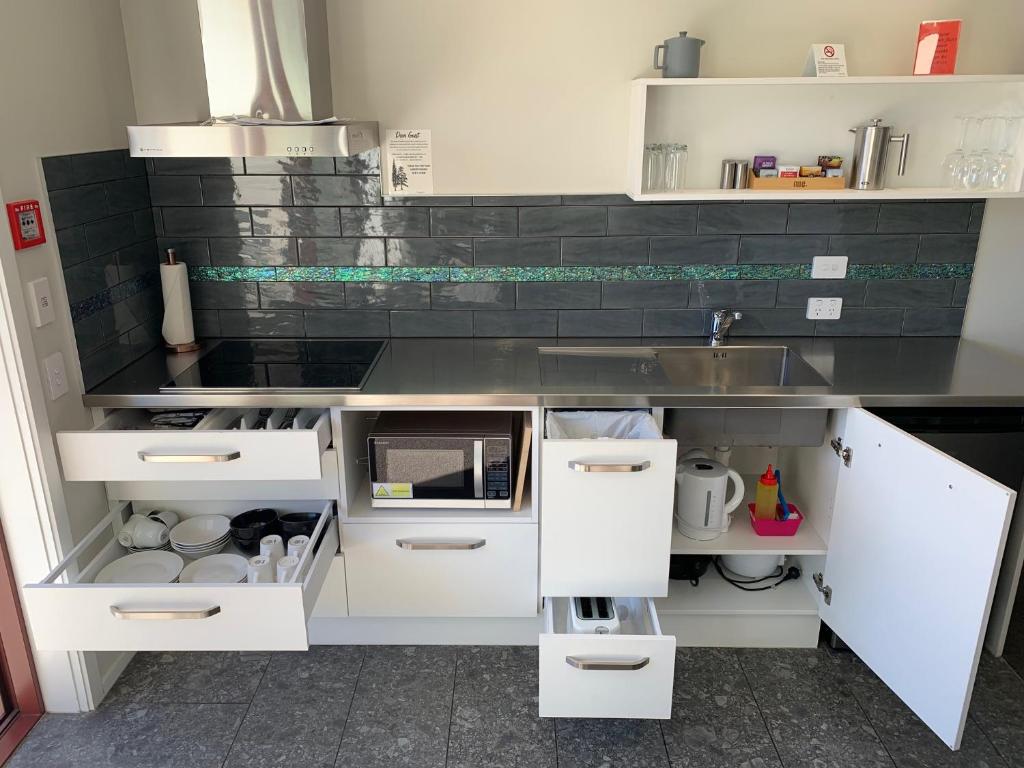 Red Tussock Motel - Resim 18