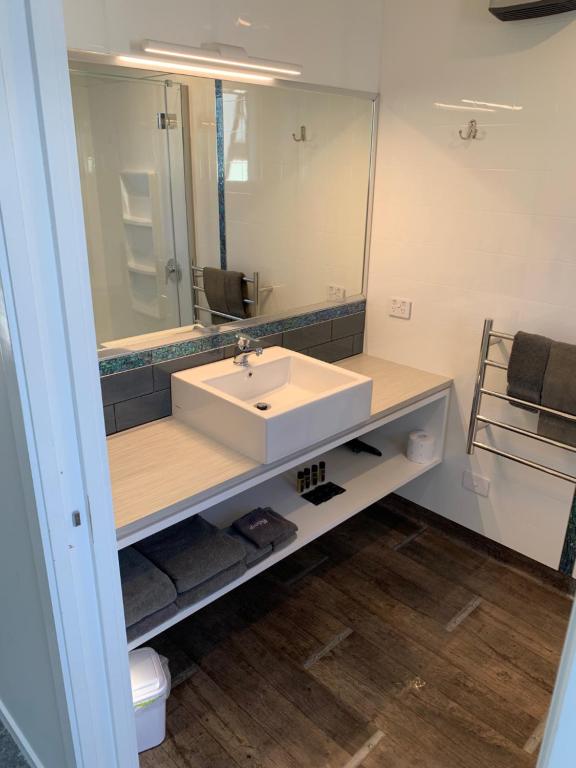 Red Tussock Motel - Resim 20