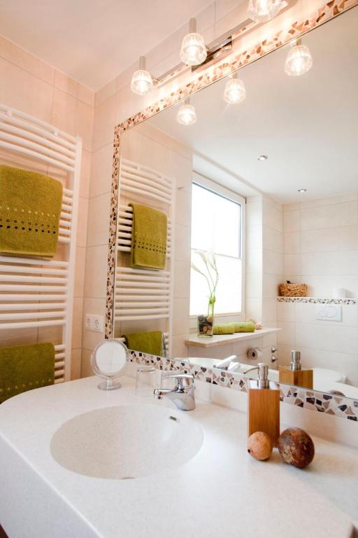 Koupelna v ubytování Wellness-Hotel ADLER