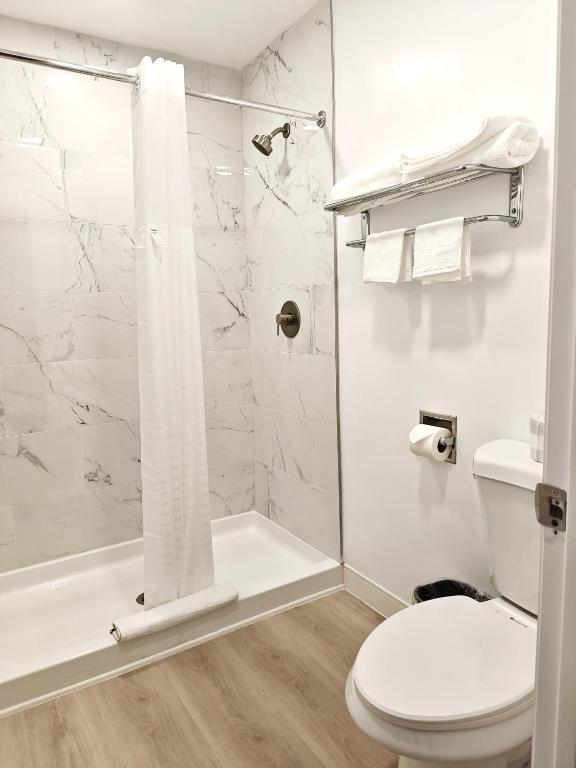 Casa Blanca Inn and Suites - Suite King