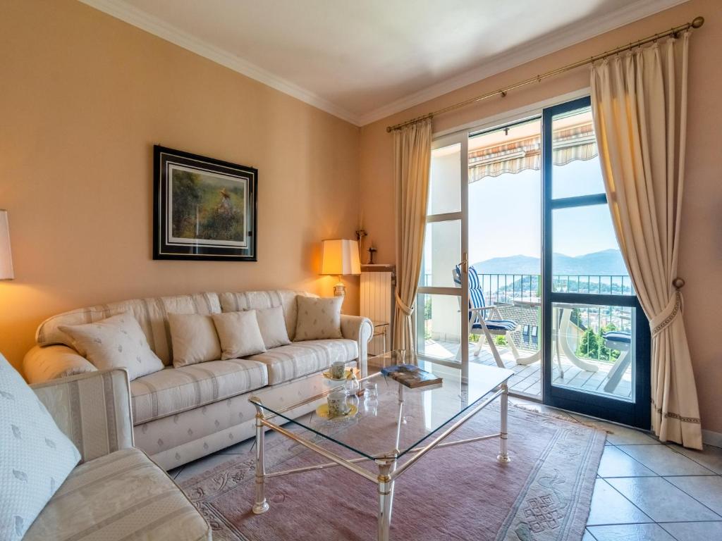 Posezení v ubytování Chalet in Verbania near Lake Maggiore