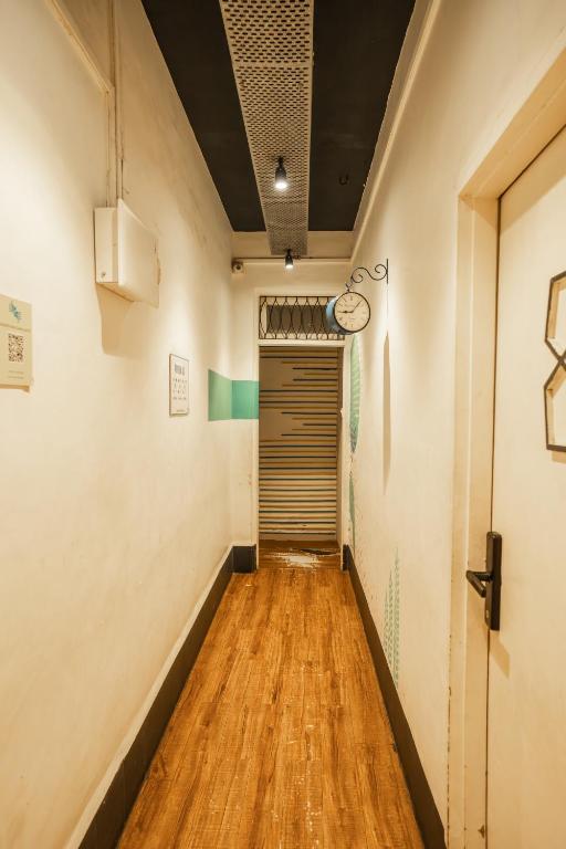 Locomo Hostel OG - Stay Work Eat photo