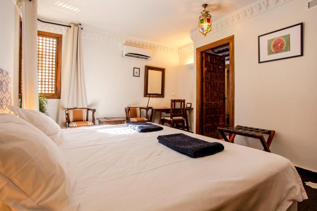 Hotel Castillo de Monda - 19