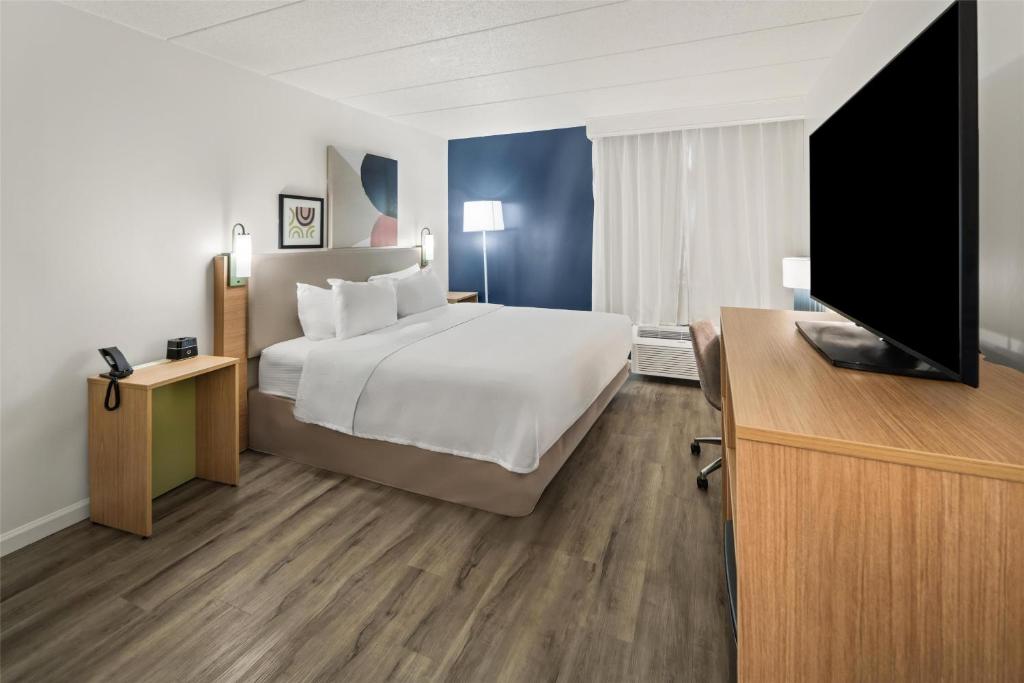 Spark by Hilton Waldorf photo