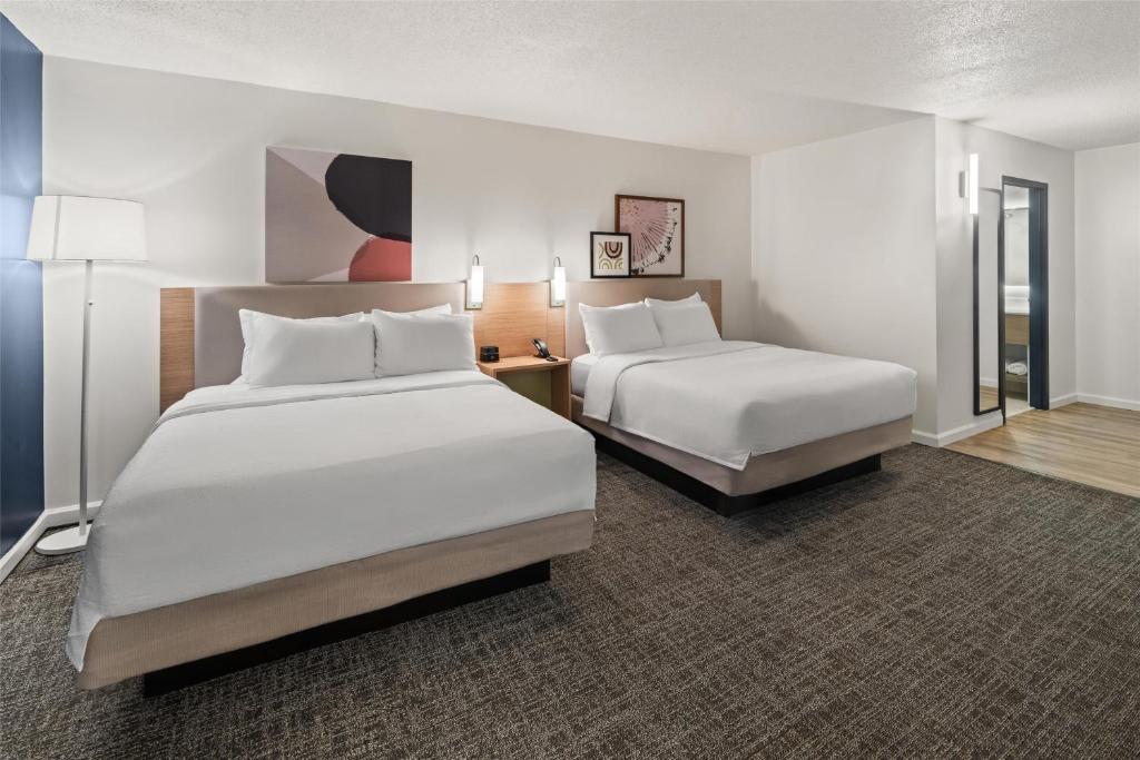 Spark by Hilton Waldorf photo