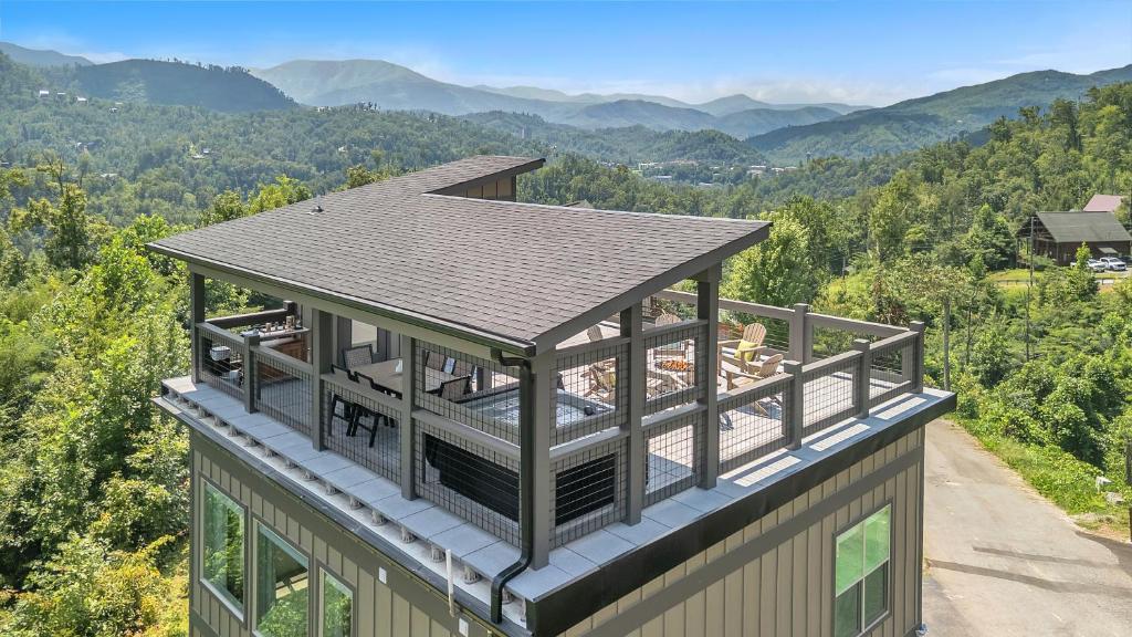 an overhead view of a house with a roof at Family Chalet With Rooftop Theater GameRoom Mins to DT in Gatlinburg