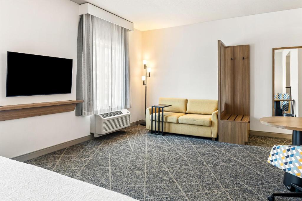 Hampton Inn and Suites Merced - Estudio Con Cama Extragrande - No Fumadores