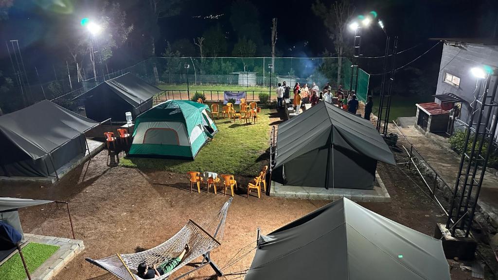 Gambar di galeri bagi Sunset Camps and Glamping di Kotagiri