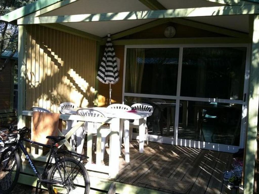 Chalet à Bormes-les-Mimosas avec terrasse - API-1-52-273