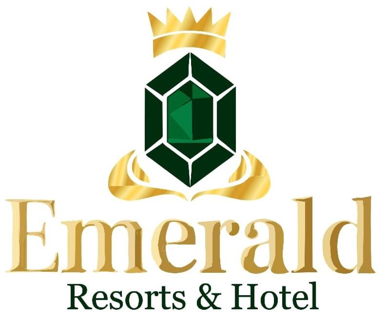 Certifikát, hodnocení, plakát nebo jiný dokument vystavený v ubytování Emerald Resorts and Hotel