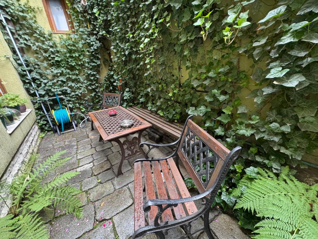 Lucas 10 Apartments - Resim 21