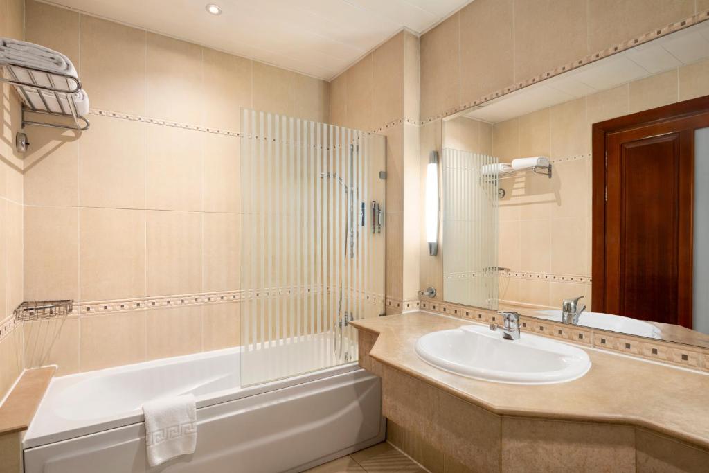 Mövenpick Hotel Cairo - Media City - 7