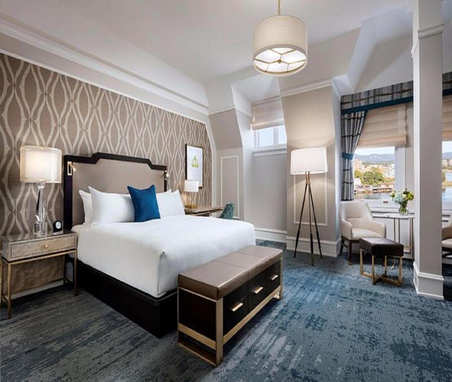 Giường trong phòng chung tại Hotel Grand Milano Near Delhi Airport