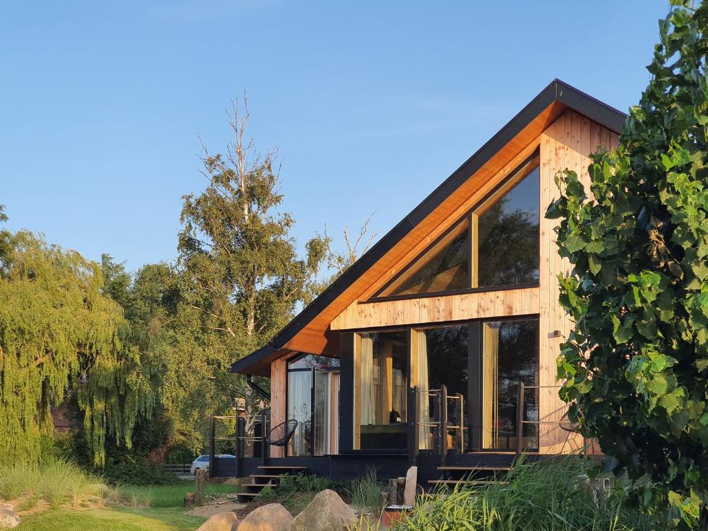 Το κτήριο όπου στεγάζεται  το σαλέ