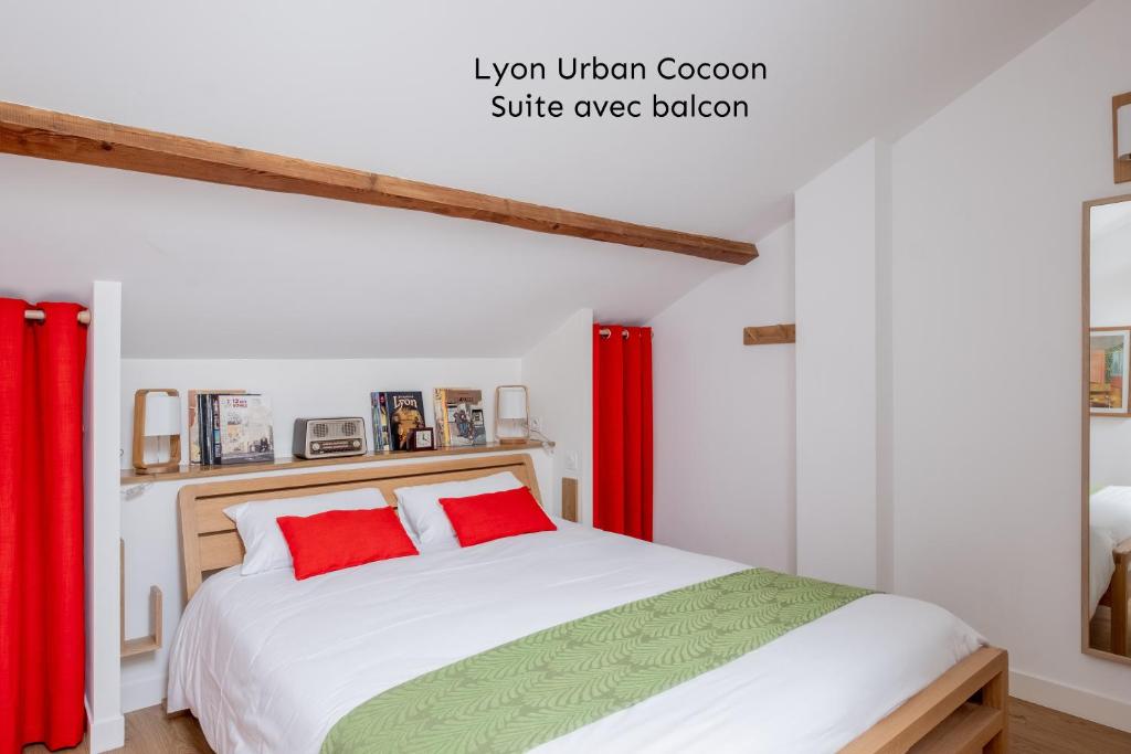 Lyon Urban Cocoon Gîte urbain eco-responsable - Suite With Balcony