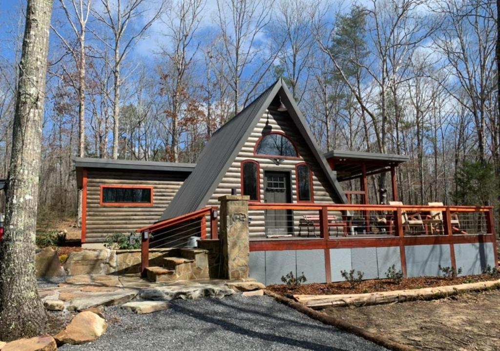 Το κτήριο όπου στεγάζεται  η παραθεριστική κατοικία