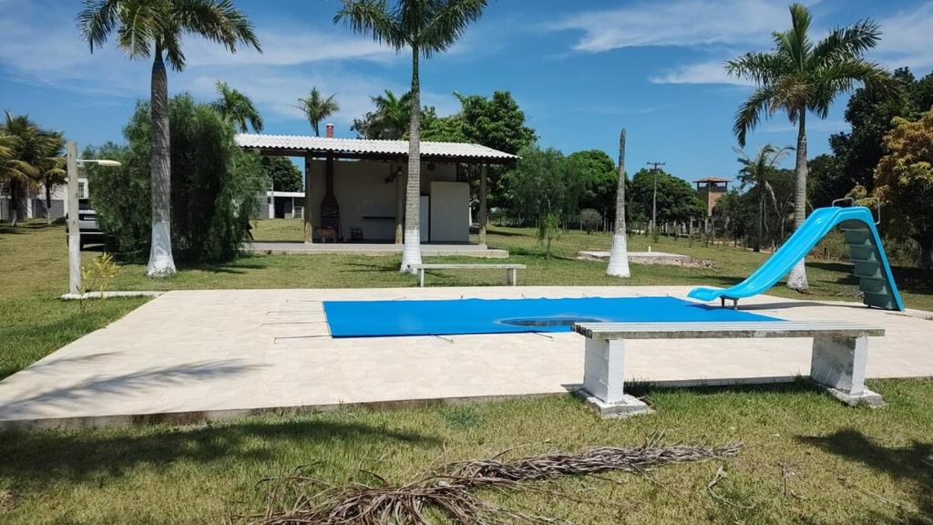 Κήπος έξω από το Casa de Campo no Xuri