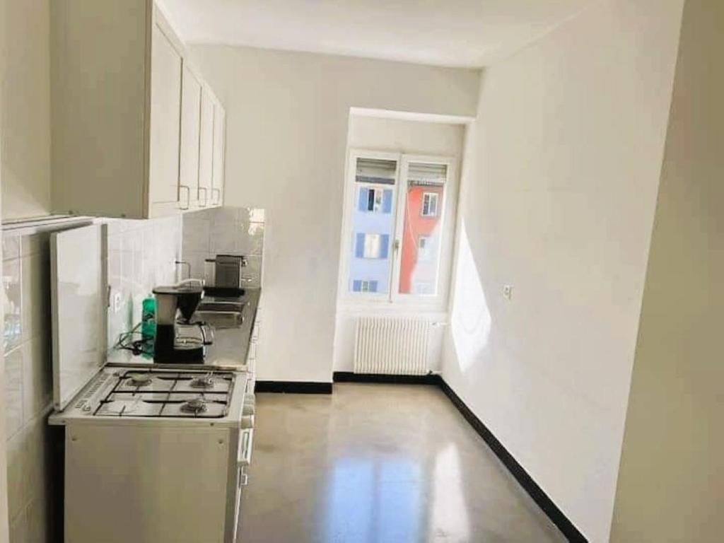 Huge 3 Room City Center Apartment next to Zurich HB Konrad - Self Checkin - Resim 6