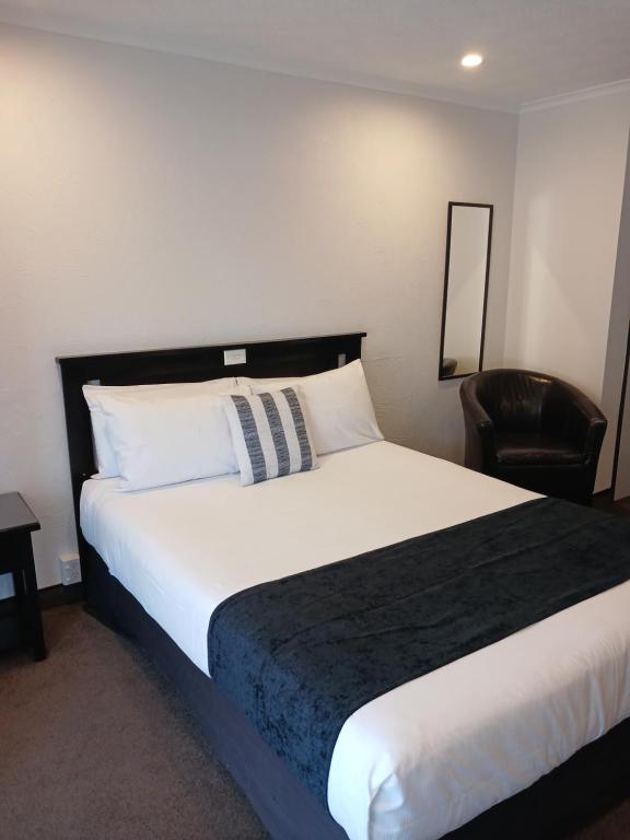 Palm City Motor Inn - Resim 35