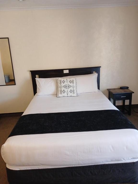 Palm City Motor Inn - Resim 29