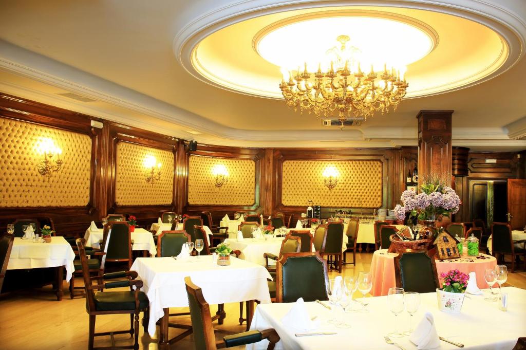 Restaurace v ubytování Hotel Gaudi