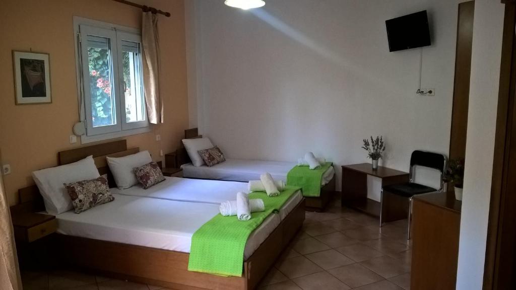 Muses - Triple Room With Sea View