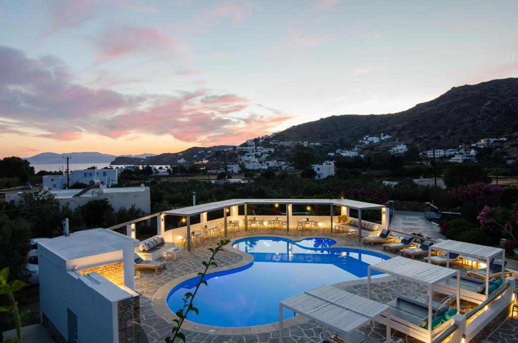 Island House Hotel - 6