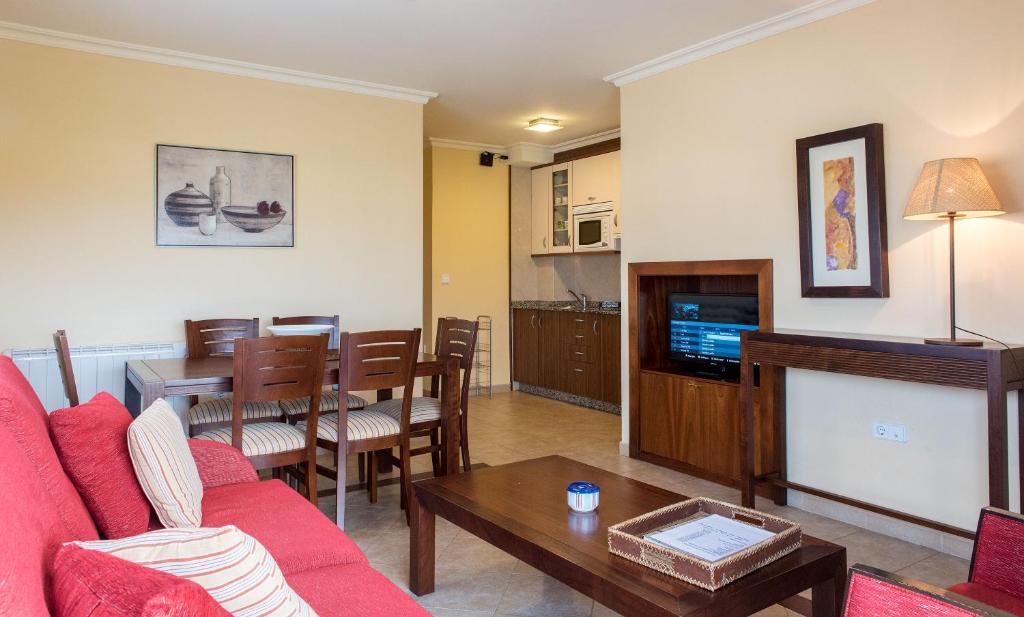 Apartamentos Casa Ameiros, San Vicente de O Grove – Updated ...