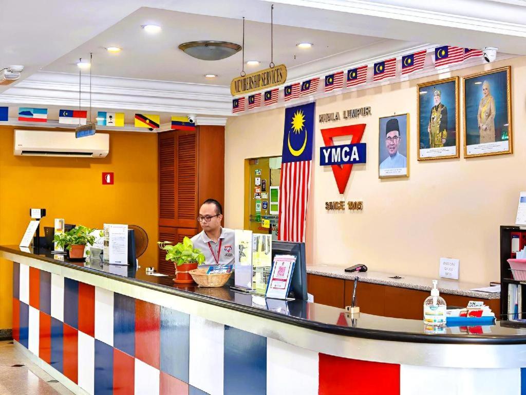Επισκέπτες που μένουν στο YMCA Kuala Lumpur