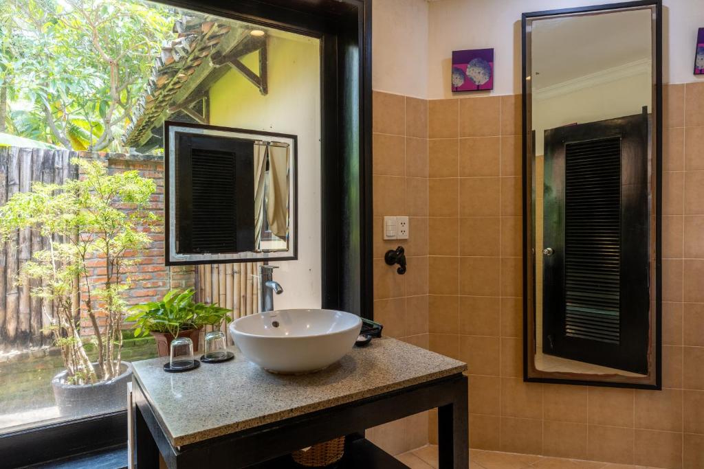 Bungalow nhìn ra Vườn