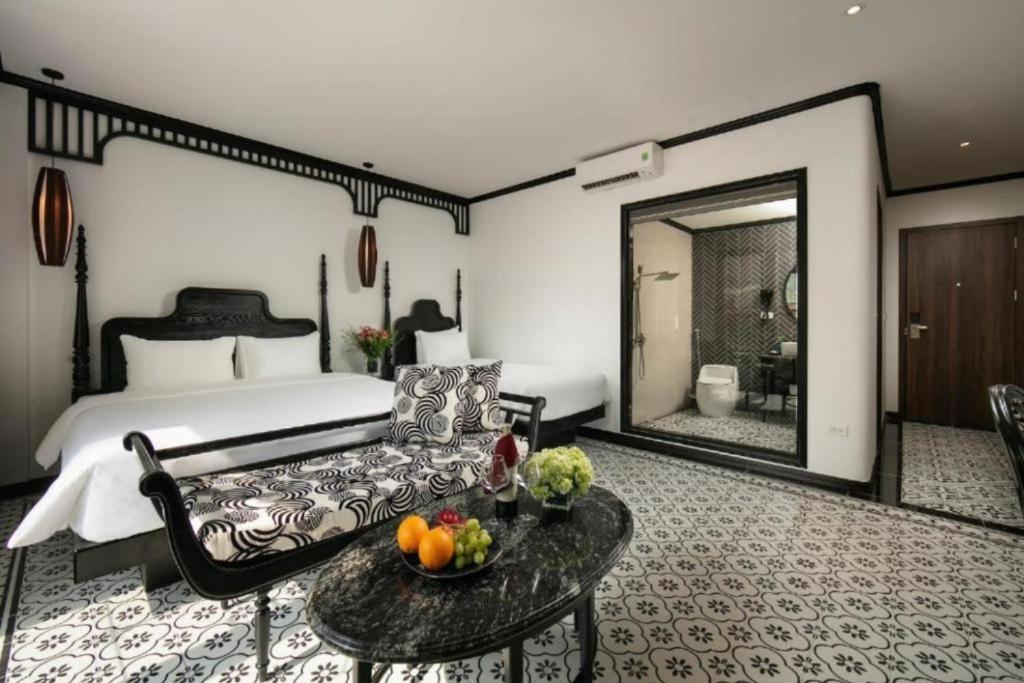 Hanoi Le Chateau Hotel & Spa - 16