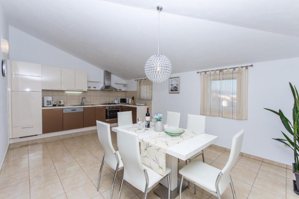 Kuchyňa alebo kuchynka v ubytovaní Apartments Barba