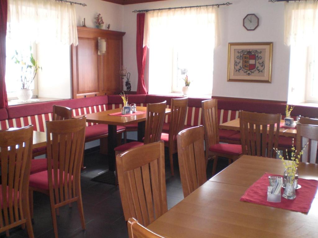 Posezení v ubytování Gasthof-Pension Lamprecht