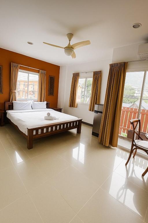 Payton House Patong - Newly Renovated - Resim 29