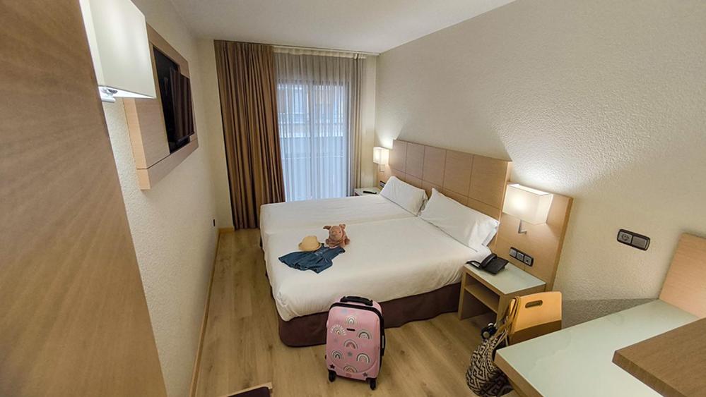 Hotel Condes de Haro - Standard Twin Room