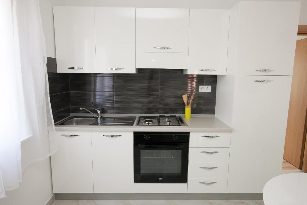 Apartments MTV - private parking, Fast Wi-Fi & Steps to the Beach - 6