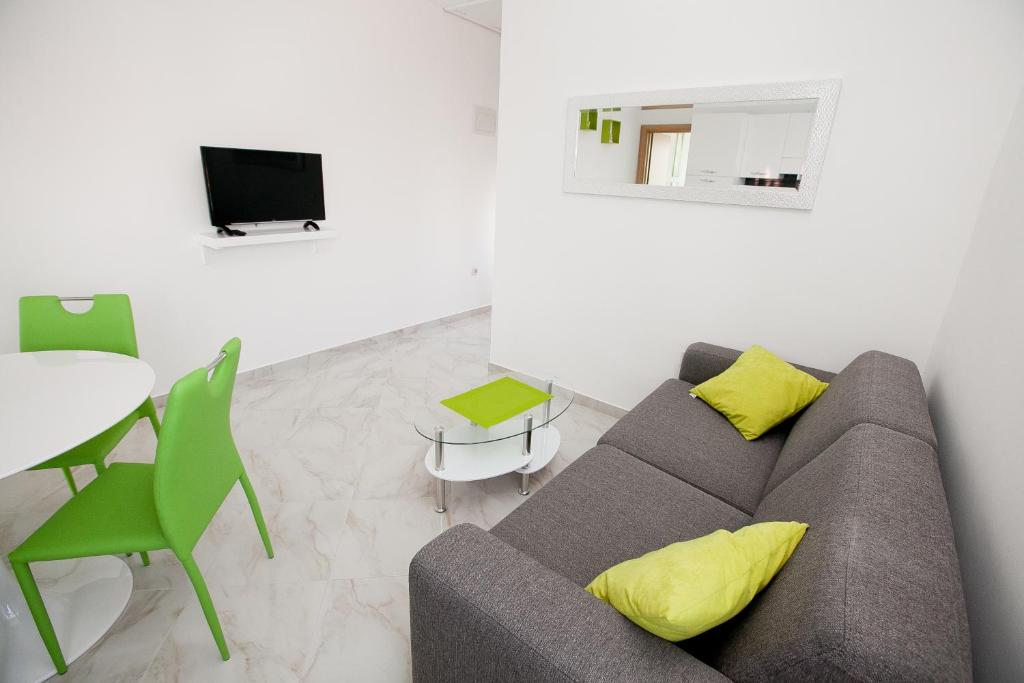 Apartments MTV - private parking, Fast Wi-Fi & Steps to the Beach - 3