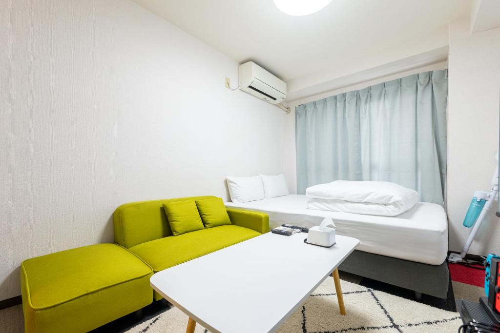 Tasone Stay OSAKA CH402